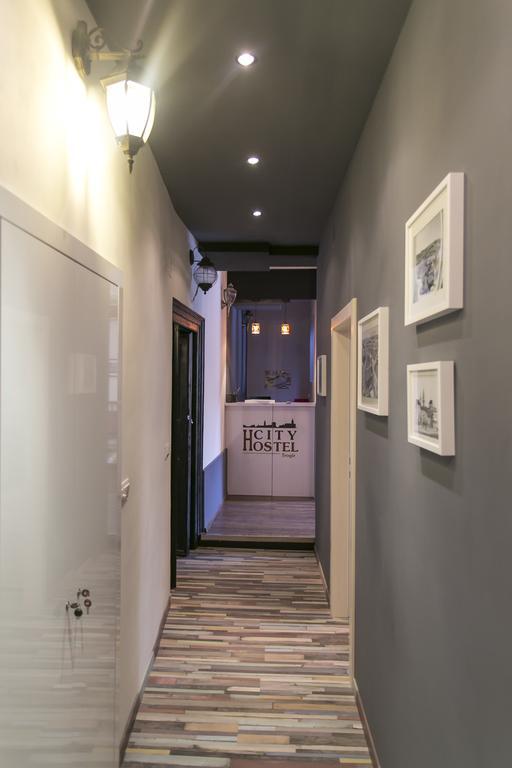 City Hostel โตรกีร์ ภายนอก รูปภาพ