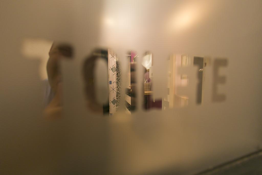 City Hostel โตรกีร์ ภายนอก รูปภาพ
